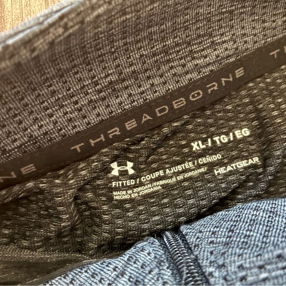 Under Armour heatgear top great condition - Picture 3 of 4